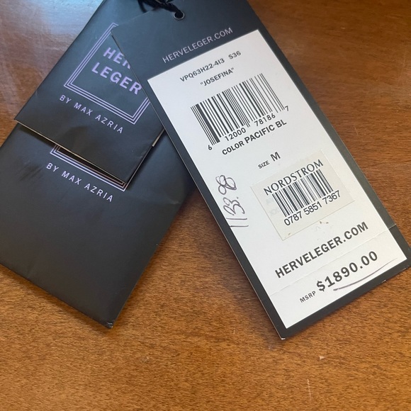 Stunning Herve Leger! - Picture 4 of 4